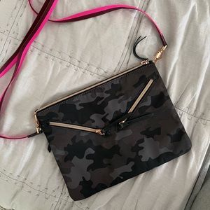 Stella & Dot Camo handbag - NWOT